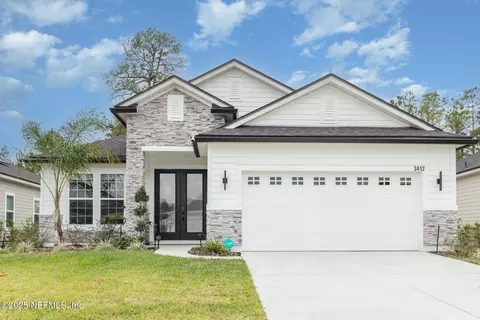3412 Americana Dr, Green Cove Springs, FL 32043