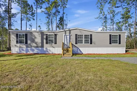 156 Wallace St, Interlachen, FL 32148 photo 3