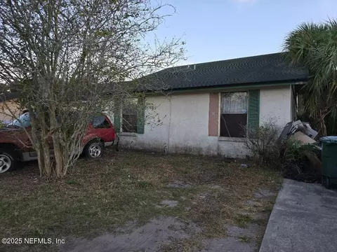 8918 Ivey Rd #5, Jacksonville, FL 32216
