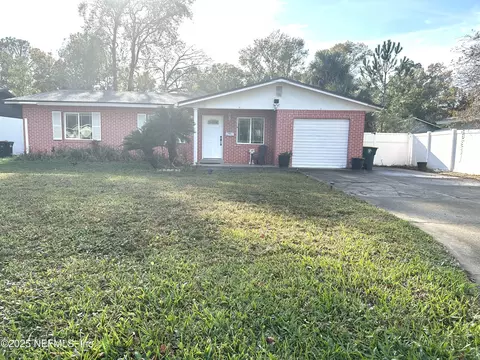 7660 Praver Dr E, Jacksonville, FL 32217