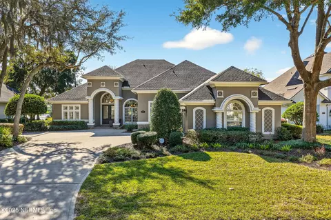 365 N Lombardy Loop, Saint Johns, FL 32259