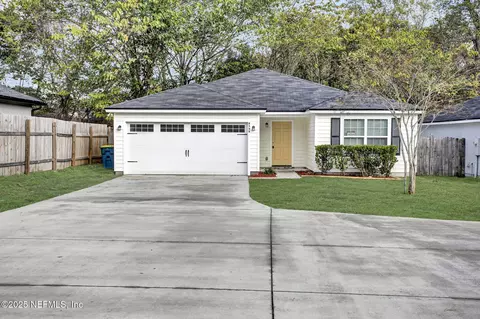 8595 Hare Ave, Jacksonville, FL 32211