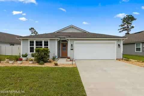 66103 Edgewater Dr, Yulee, FL 32097 photo 1