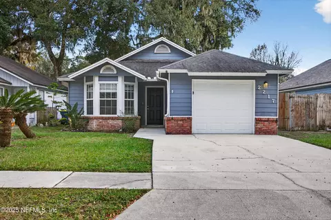 2217 Destine Ln, Atlantic Beach, FL 32233