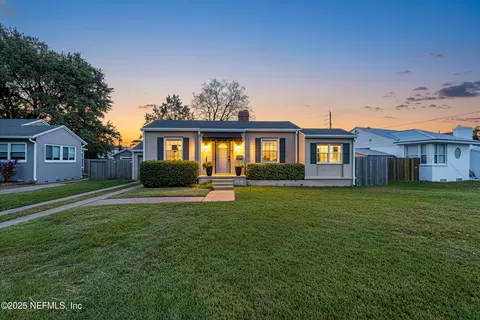 2623 Ridgewood Rd, Jacksonville, FL 32207