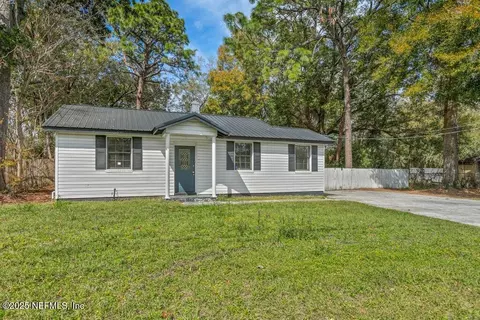 3135 Soutel Dr, Jacksonville, FL 32208