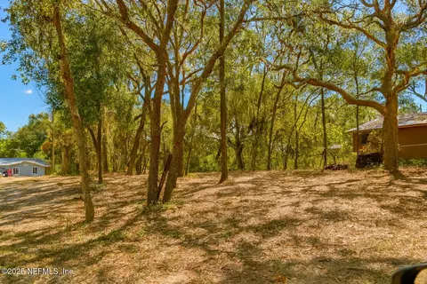 7043 Gatorbone Rd, Keystone Heights, FL 32656