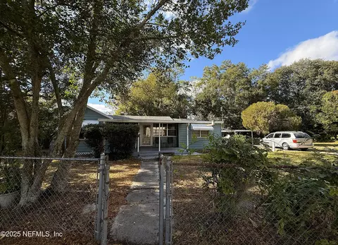 12436 Palmetto St, Jacksonville, FL 32218