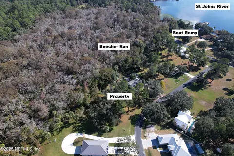 160 Mount Royal Ave, Crescent City, FL 32112