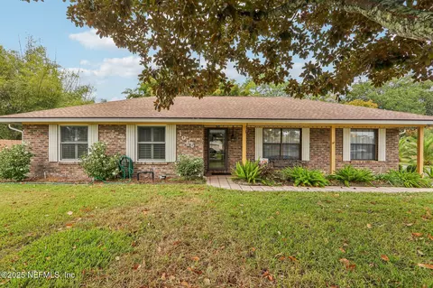 1065 Birchwood Dr, Orange Park, FL 32065