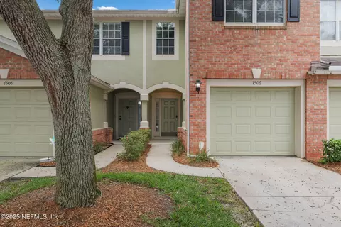 7506 Red Crane Ln, Jacksonville, FL 32256