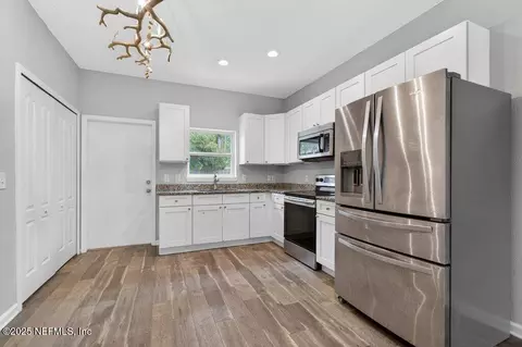 Kitchen - 932 Puryear St, Saint Augustine, FL 32084 photo 1 of 3