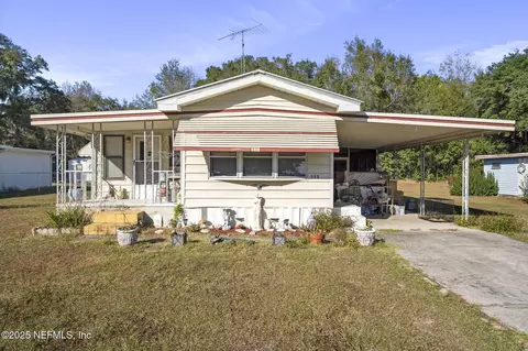 112 Sawyer St, Interlachen, FL 32148
