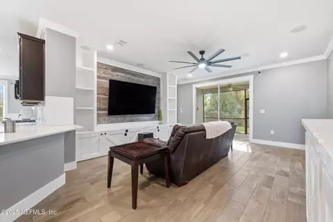 Living - 105 Crown Colony Rd, Saint Augustine, FL 32092 photo 2 of 2
