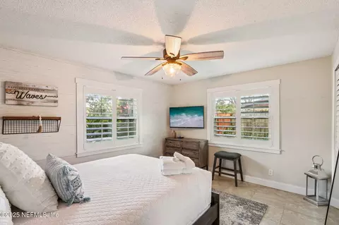 Bedroom - 409 Seventeenth St, Saint Augustine, FL 32084 photo 3 of 7