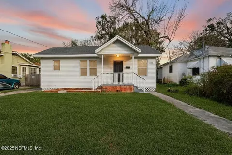 4021 Myra St, Jacksonville, FL 32205