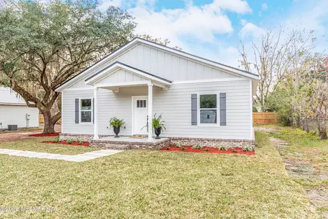 9762 Sherman Ave S, Glen Saint Mary, FL 32040