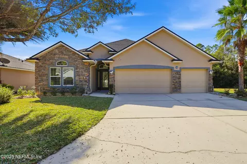 531 Grampian Highlands Dr, Saint Johns, FL 32259