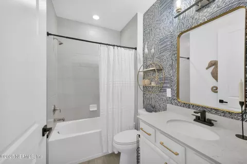 Bath - 104 Tyson Ct, Saint Augustine, FL 32092 photo 3 of 3