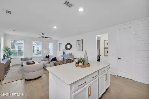 Entry Way - 104 Tyson Ct, Saint Augustine, FL 32092 photo 2 of 2