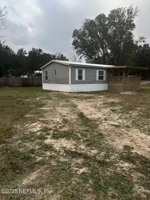 566 Dennis Ave, Orange Park, FL 32065