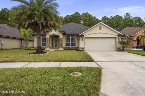 9407 Woodleigh Mill Dr, Jacksonville, FL 32244