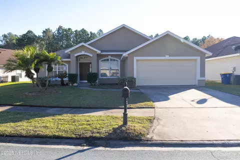 706 Bonaparte Dr, Jacksonville, FL 32218