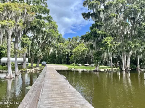 120 July Ave, Georgetown, FL 32139