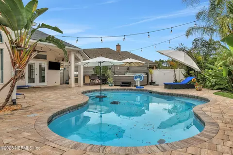 246 Edgewater Branch Dr, Saint Johns, FL 32259