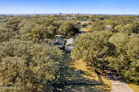 701 707 Vernon St, Fernandina Beach, FL 32034