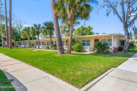 3039 Belden St, Jacksonville, FL 32207