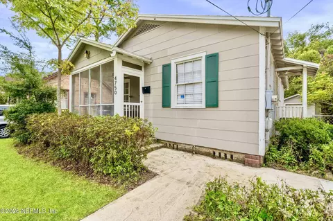 4750 Attleboro St, Jacksonville, FL 32205