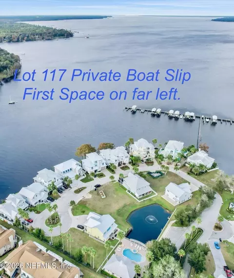 117 Yacht Club Pt, Green Cove Springs, FL 32043
