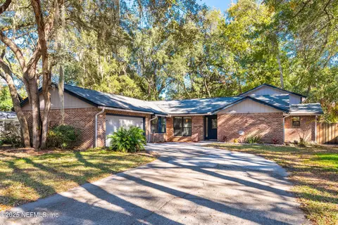 337 Tarrasa Dr, Jacksonville, FL 32225