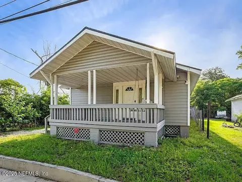 277 Crystal St, Jacksonville, FL 32254