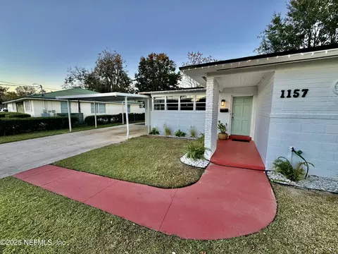 1157 Gunka Rd, Jacksonville, FL 32216