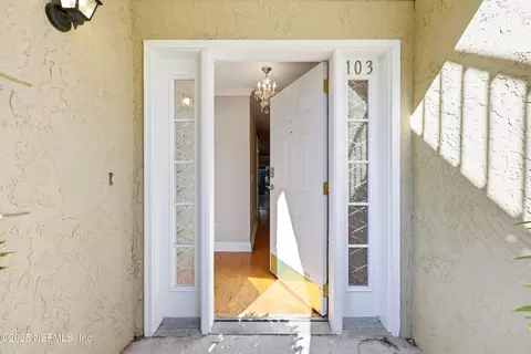 5215 San Jose Blvd #103, Jacksonville, FL 32207