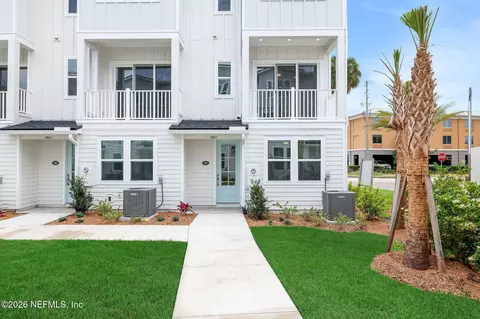 1091 1st Ave N, Jacksonville Beach, FL 32250
