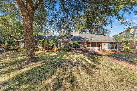 4236 Buck Point Rd, Jacksonville, FL 32210