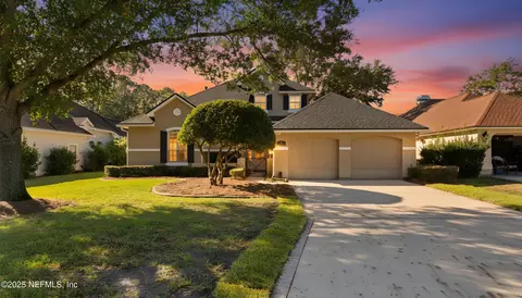 537 Dandelion Dr, Saint Johns, FL 32259