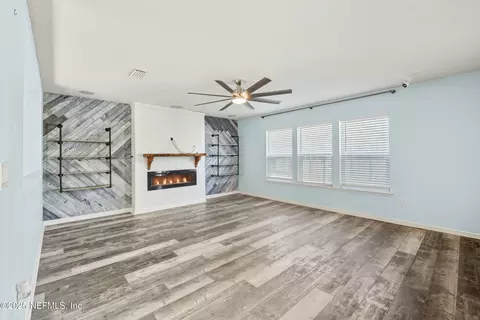 7525 Sunnydale Ln, Jacksonville, FL 32256