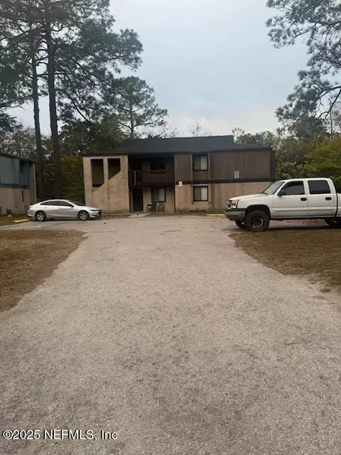 5128 Westchase Ct, Jacksonville, FL 32210