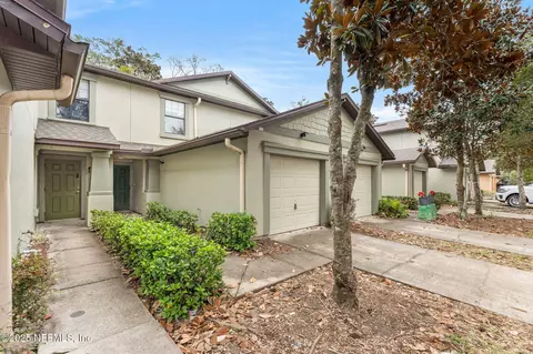4701 Playschool Dr, Jacksonville, FL 32210