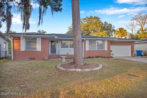 8559 Lamanto Ave N, Jacksonville, FL 32211
