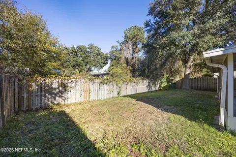 Exterior - 87233 Kipling Dr, Yulee, FL 32097 photo 3 of 4