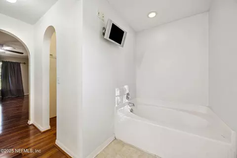 Bath - 87233 Kipling Dr, Yulee, FL 32097 photo 4 of 5