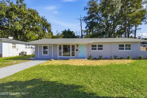 2147 Maney Dr, Jacksonville, FL 32216