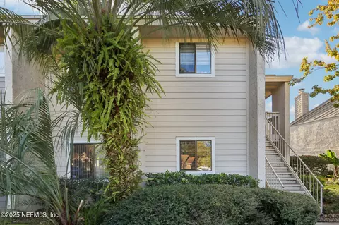3801 Crown Point Rd #2212, Jacksonville, FL 32257