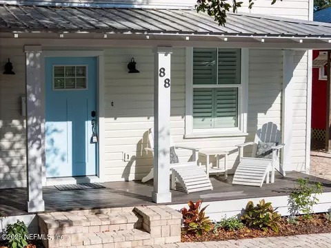 Exterior - 88 Lincoln St, Saint Augustine, FL 32084 photo 5 of 9
