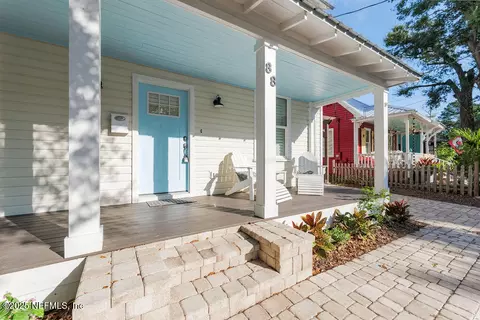 Exterior - 88 Lincoln St, Saint Augustine, FL 32084 photo 4 of 9